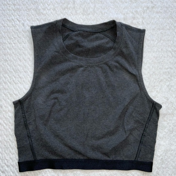 Lululemon soulful crop tank - Picture 1 of 5